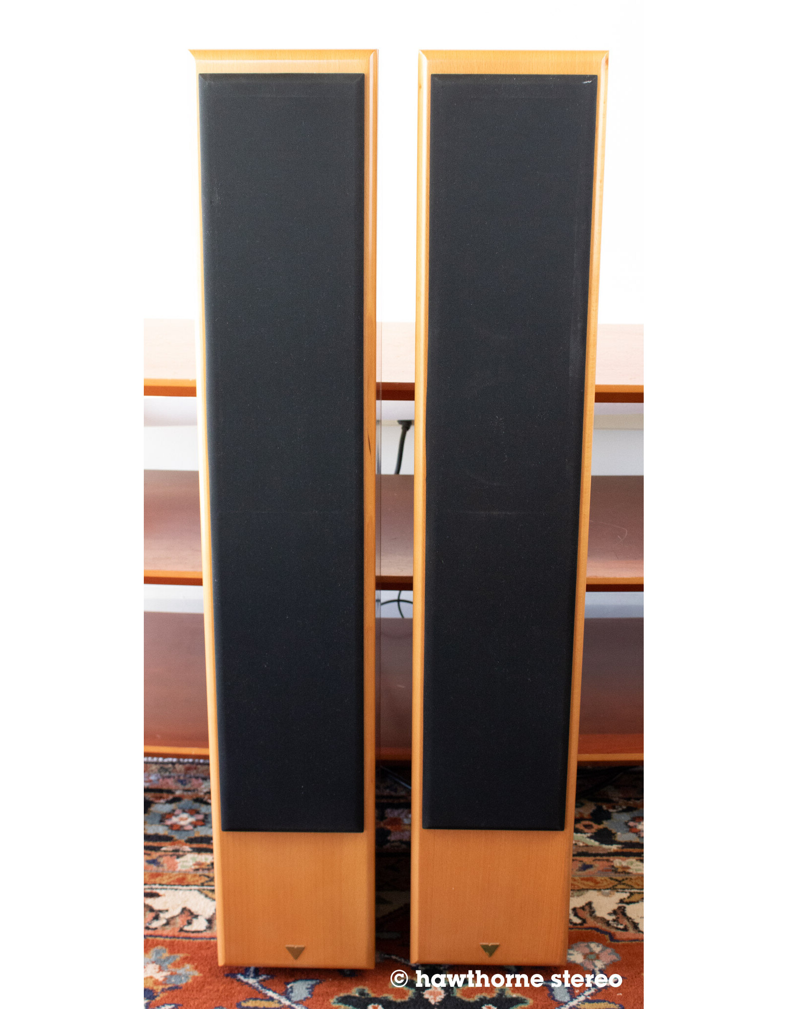 Vienna Acoustics Vienna Acoustics Mozart Floorstanding Speakers USED
