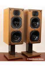 B&W B&W DM1400 Floorstanding Speakers USED