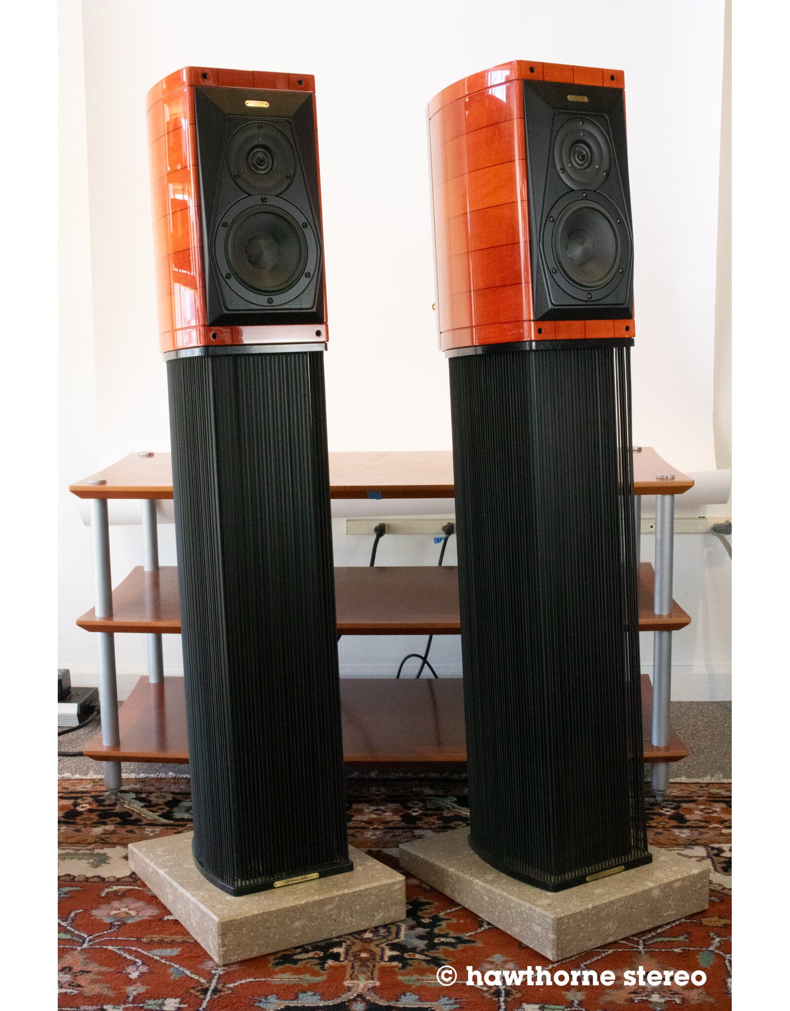 Sonus Faber Sonus Faber Guarneri Memento Bookshelf Speakers USED