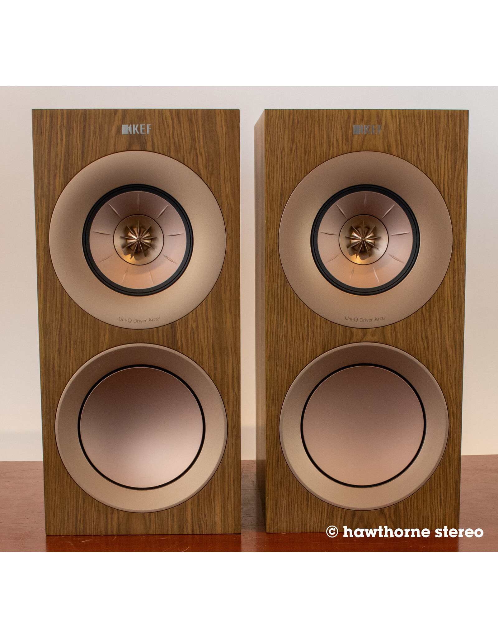 KEF KEF R3 Bookshelf Speakers USED
