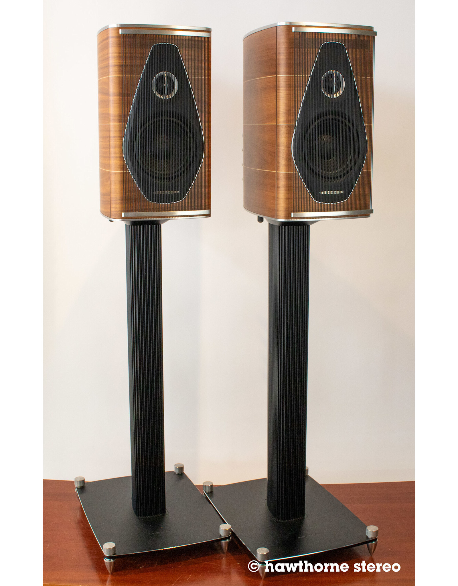 Sonus Faber Sonus Faber Olympica Nova 1 Bookshelf Speakers USED