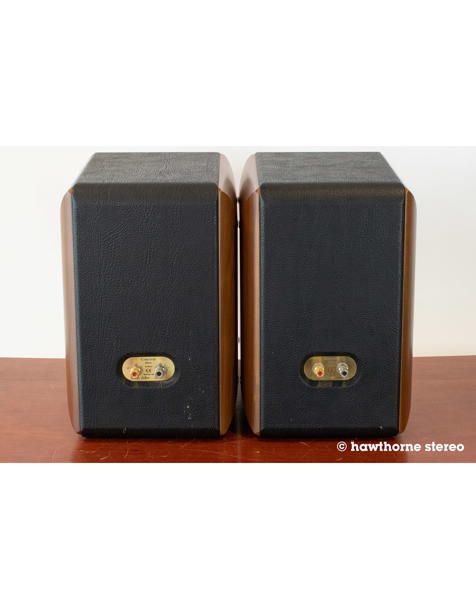 Sonus Faber Sonus Faber Concerto Bookshelf Speakers USED