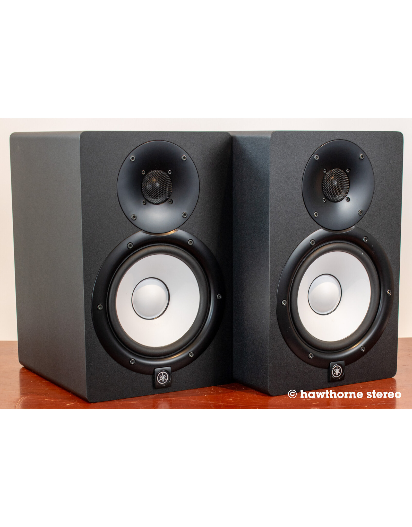 Yamaha Yamaha HS7 Powered Bookshelf Speakers USED