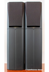 B&W B&W DM305 Floorstanding Speakers USED