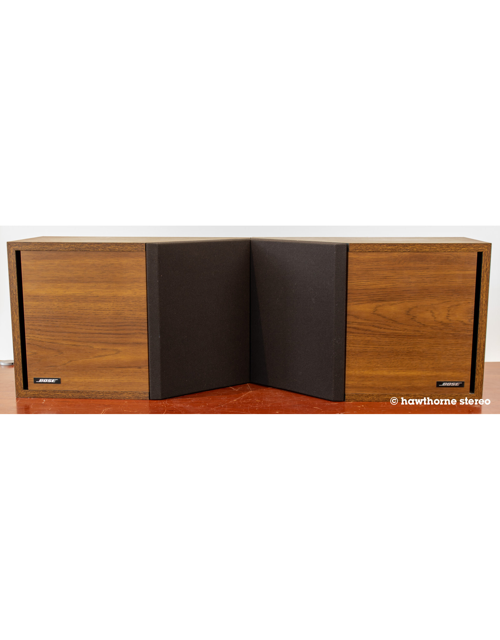 Bose Bose 2.2 Bookshelf Speakers USED
