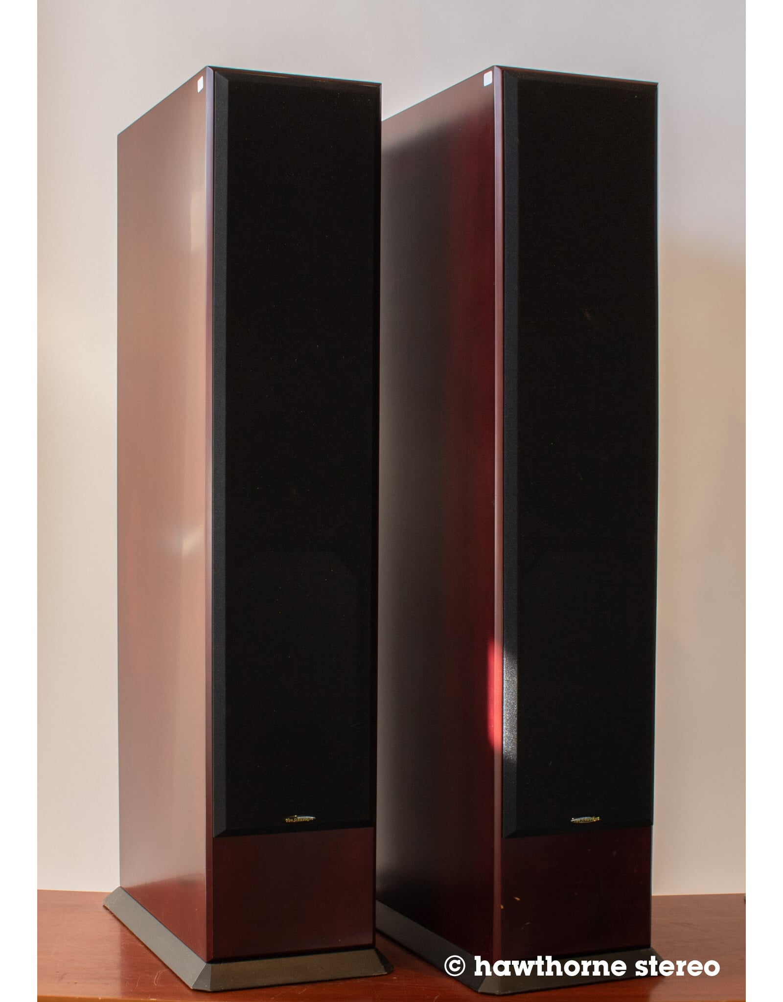 Von Schweikert Von Schweikert VR-2 Floorstanding Speakers USED
