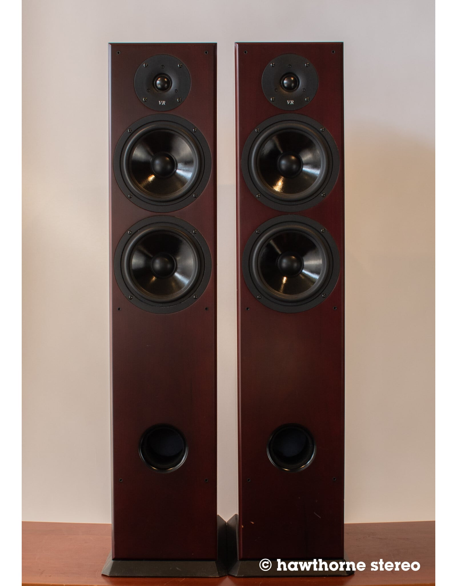 Von Schweikert Von Schweikert VR-2 Floorstanding Speakers USED