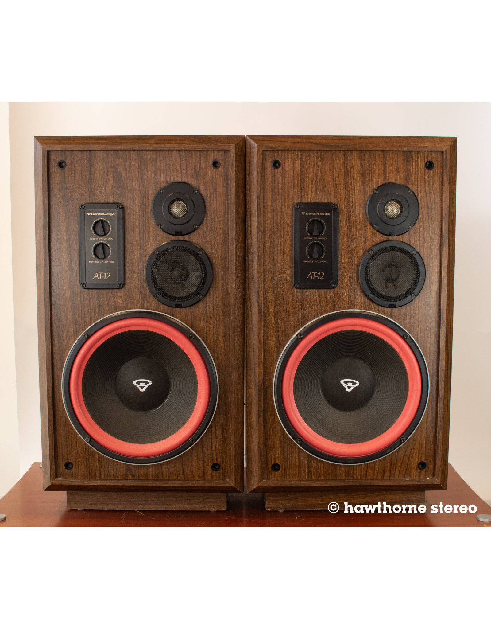 Cerwin-Vega Cerwin-Vega AT-12 Bookshelf Speakers USED