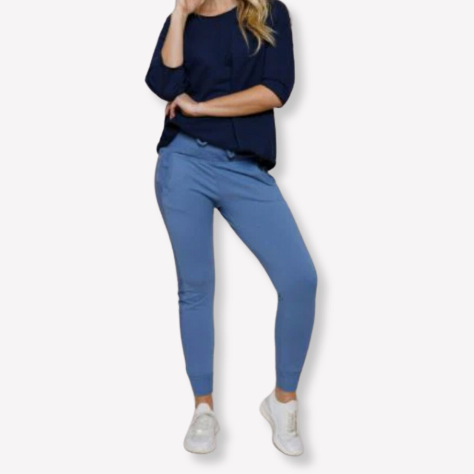 Suzy D Ultimate Joggers - Jeans