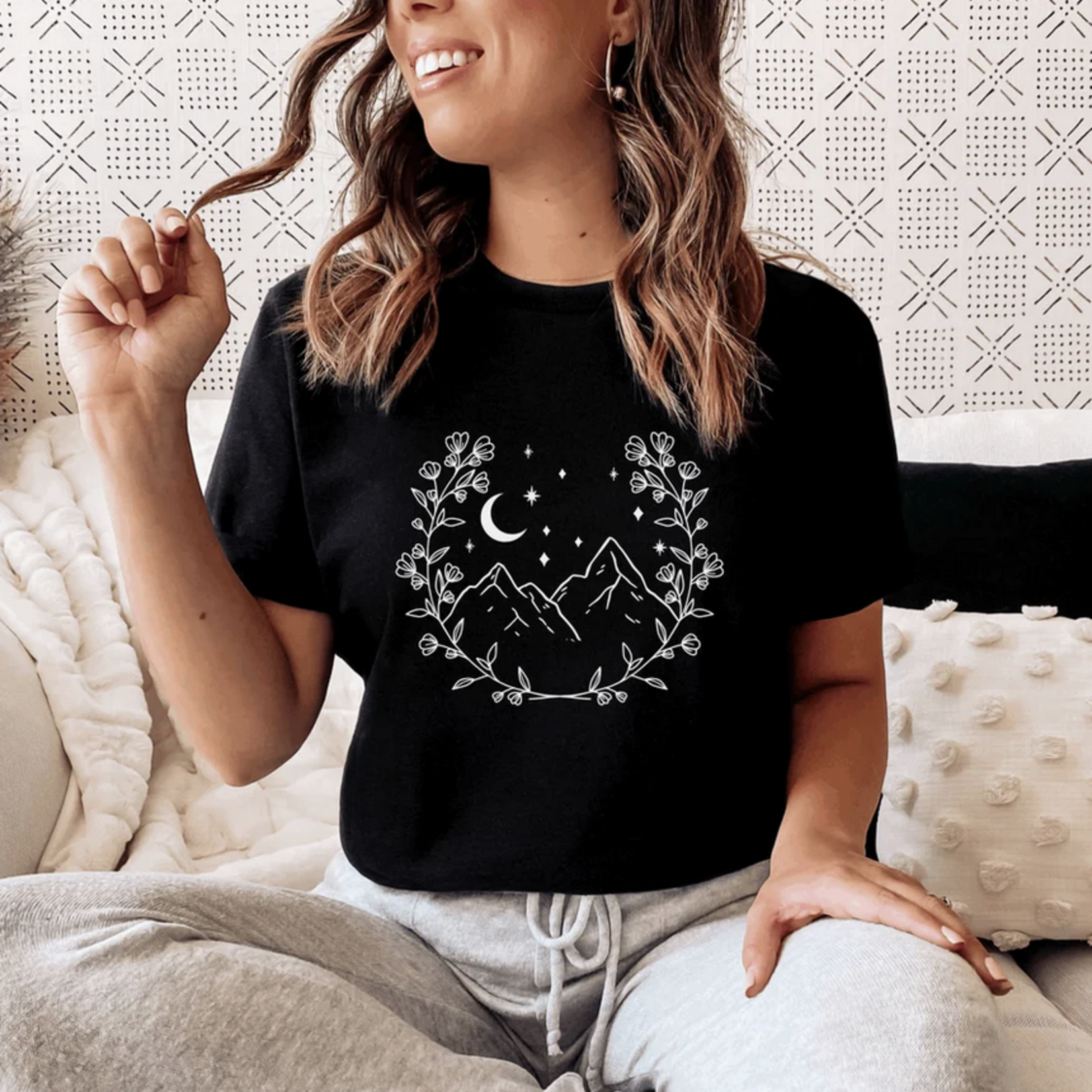 Wild Melon Designs Mtn Wreath Tee