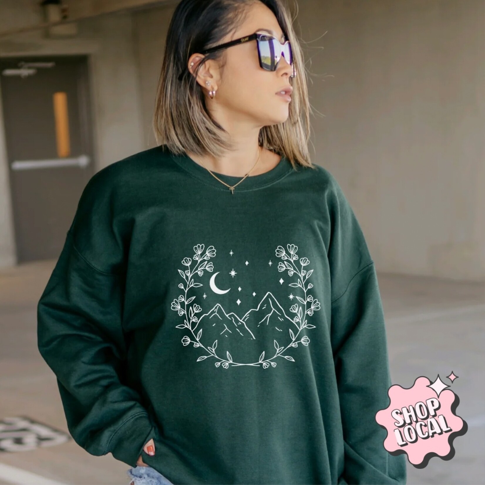 Wild Melon Designs Mtn Wreath Crew Sweathshirt