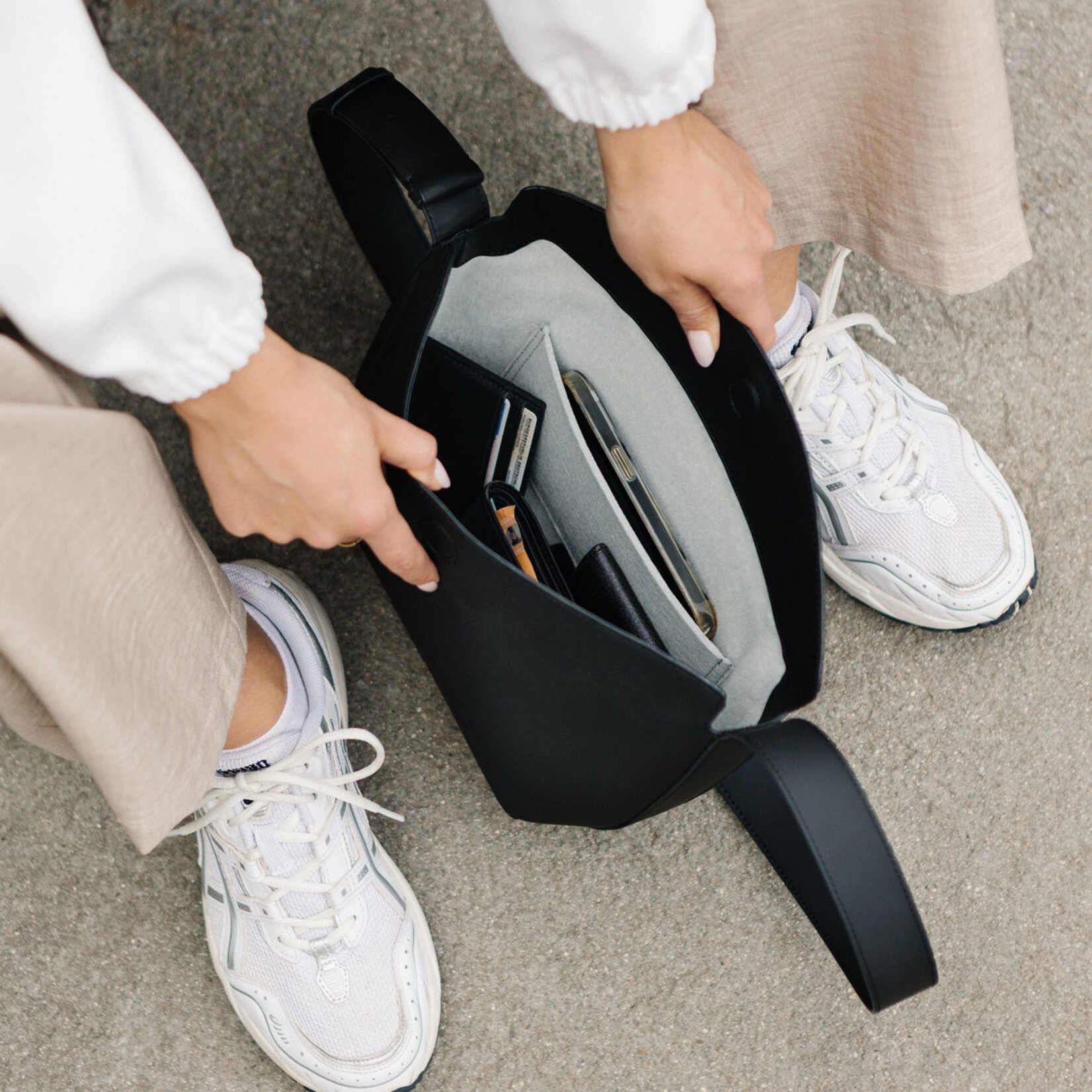 UCON Sofie Medium Bag - 2 colours