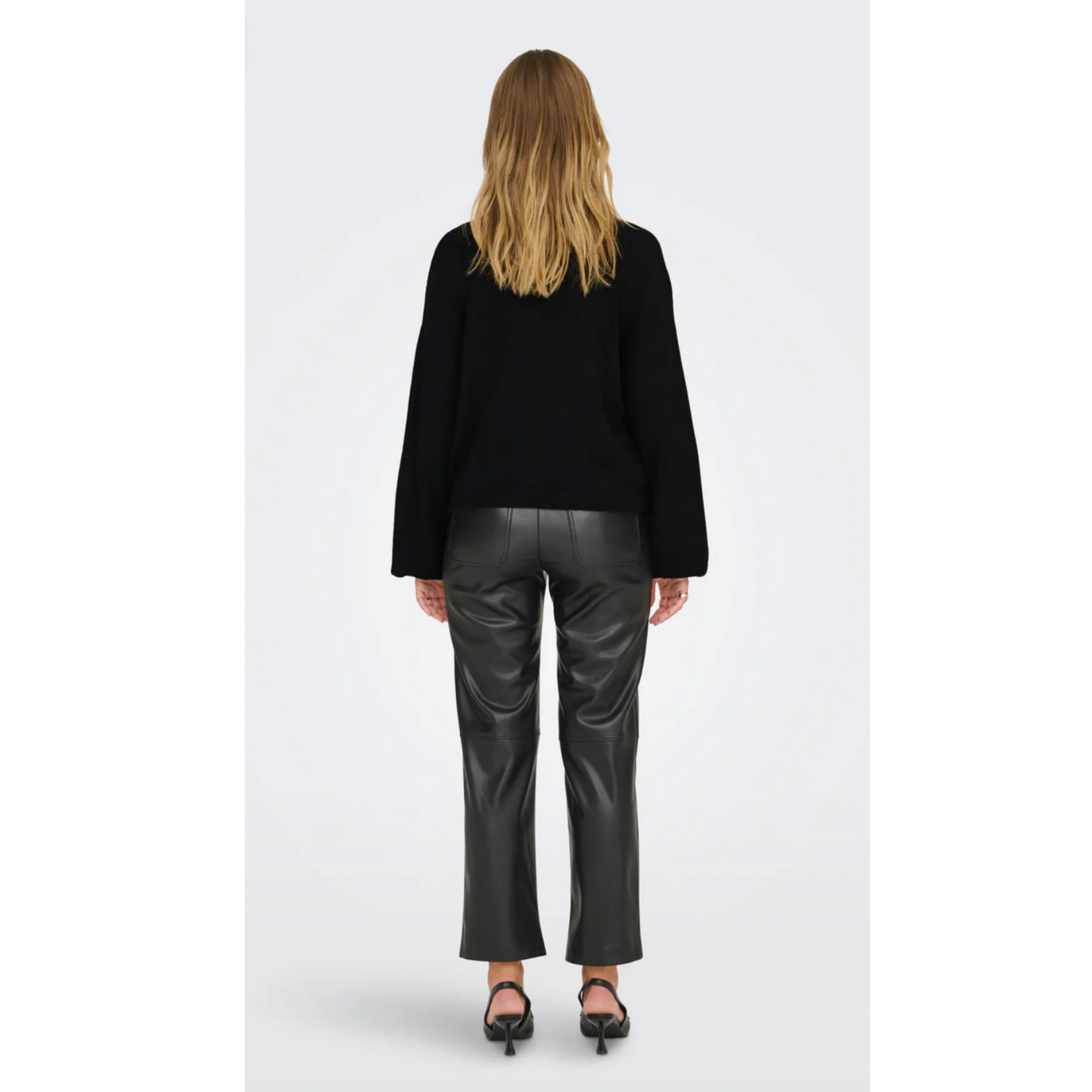 Only Adele Bow Knit - Black