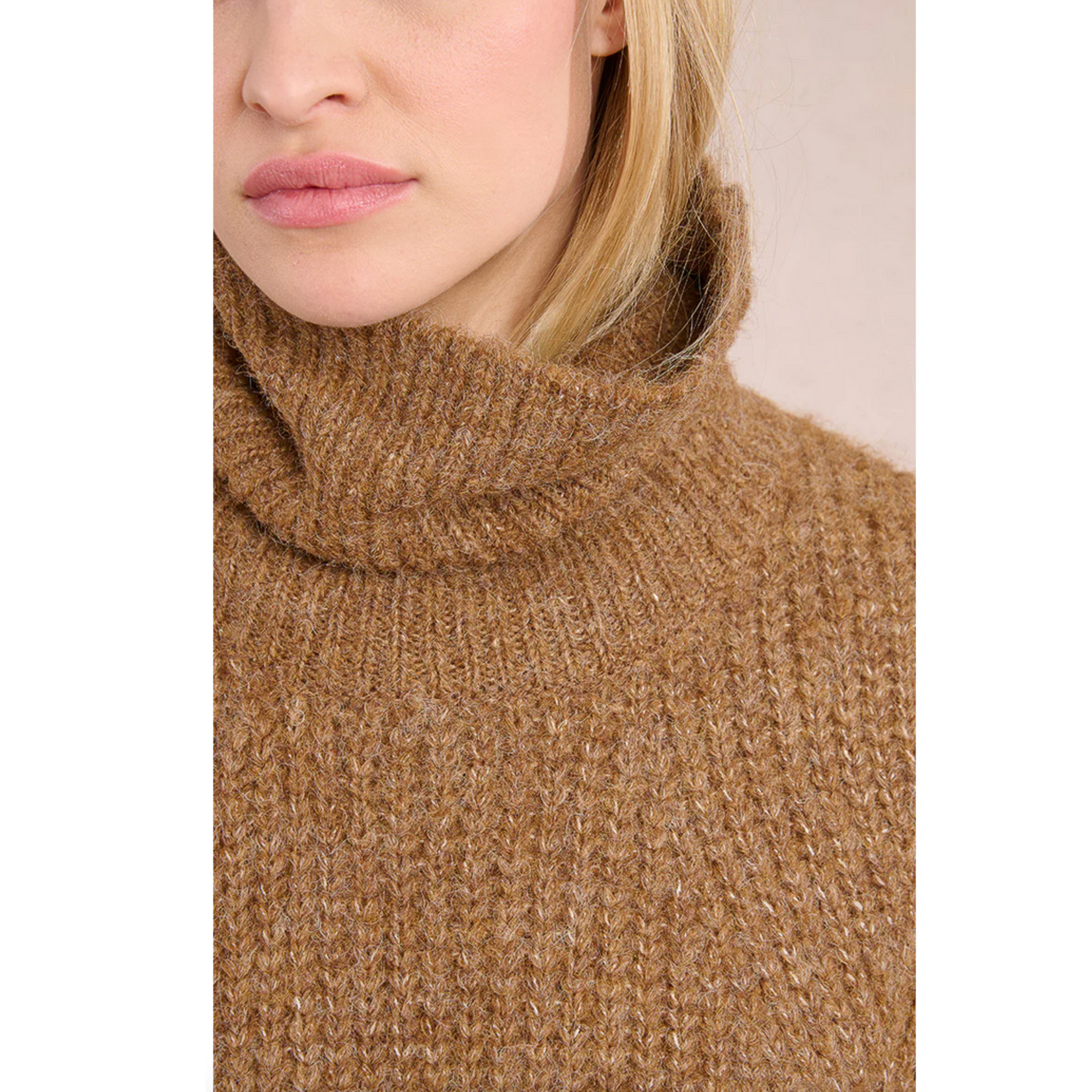 Molly Bracken Hazel Knit Vest - Camel