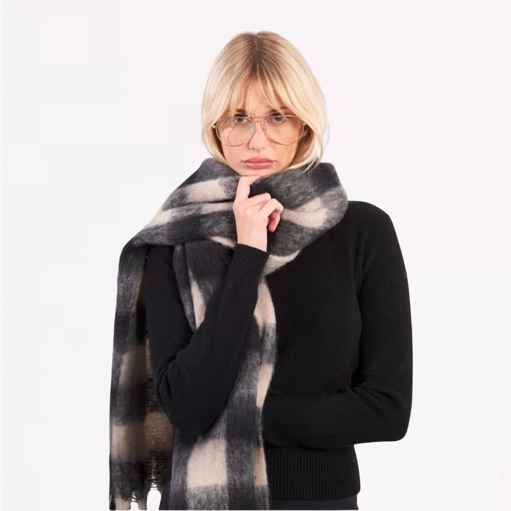 Molly Bracken Cozy Check Scarf - Black White