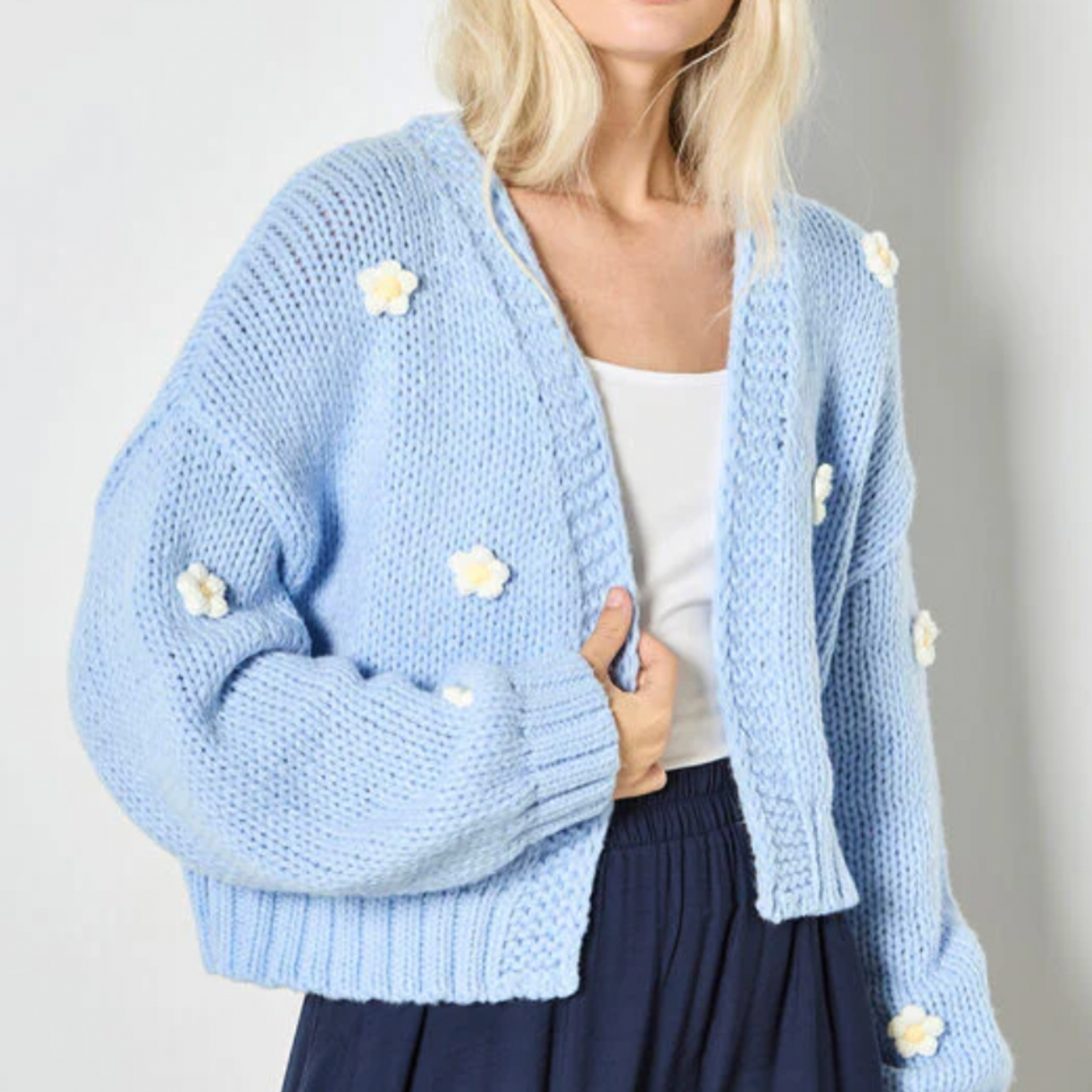 Daisies Open Cardi