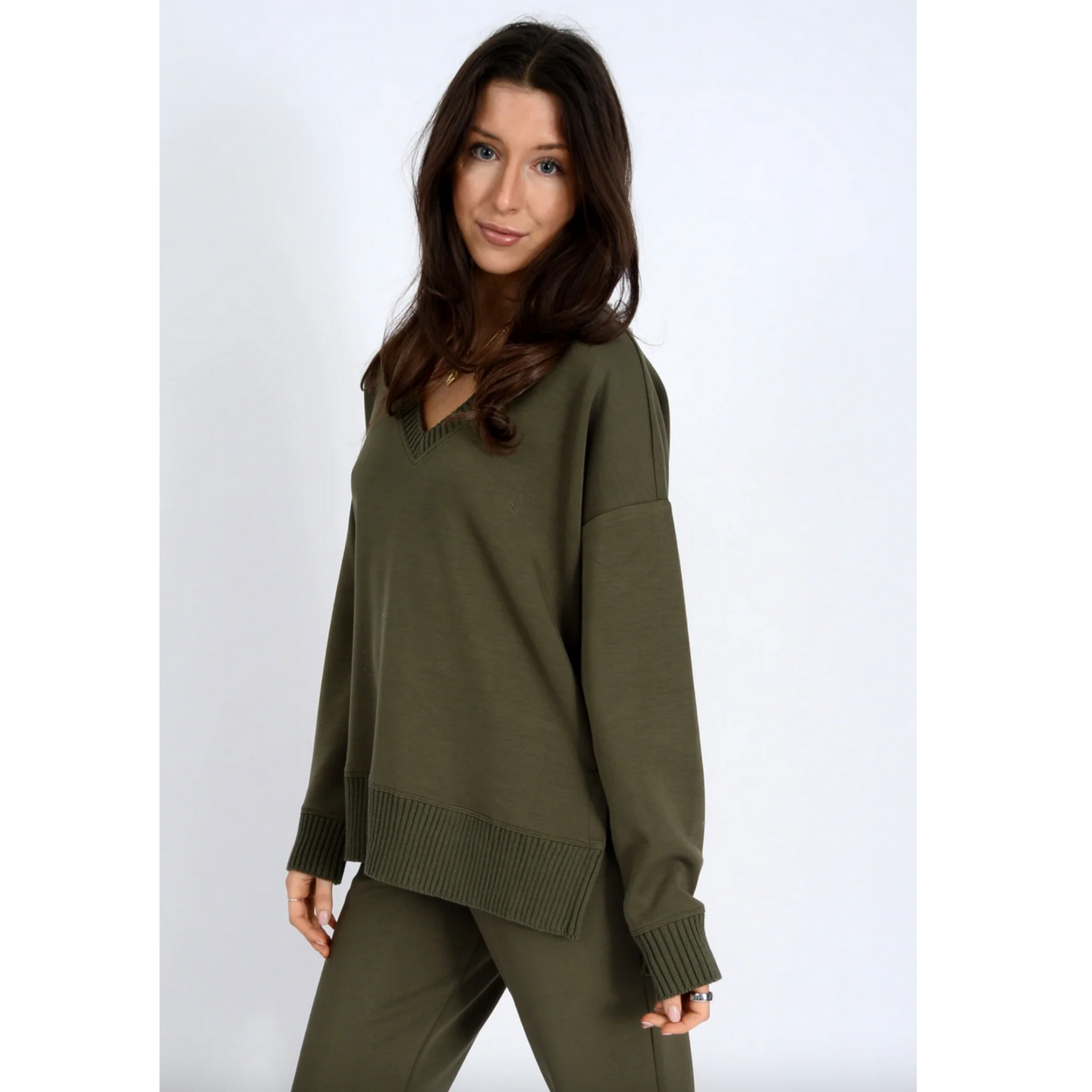 Viv Soft Knit V-Neck Pullover - Olive