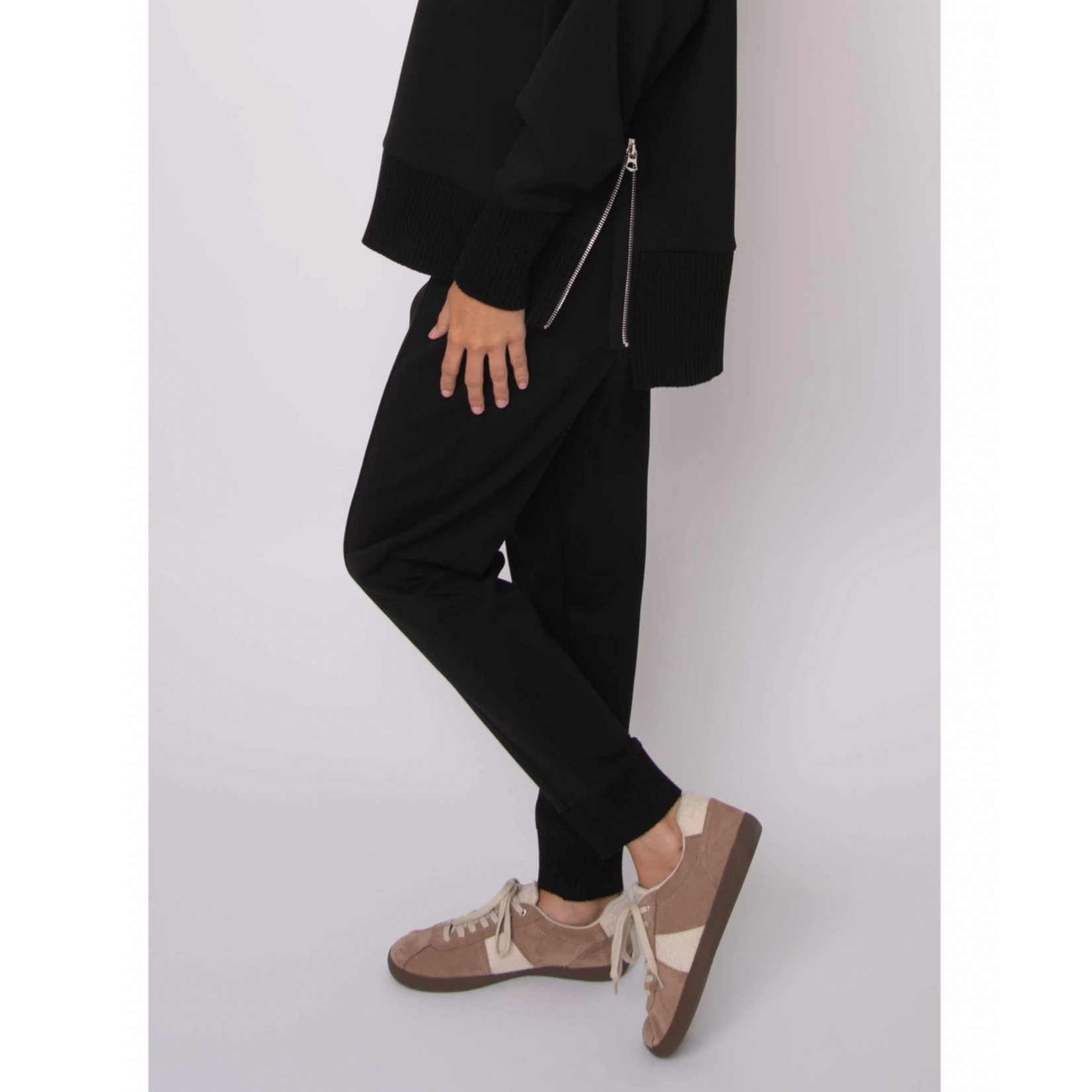 Joni Soft Knit Jogger - Black