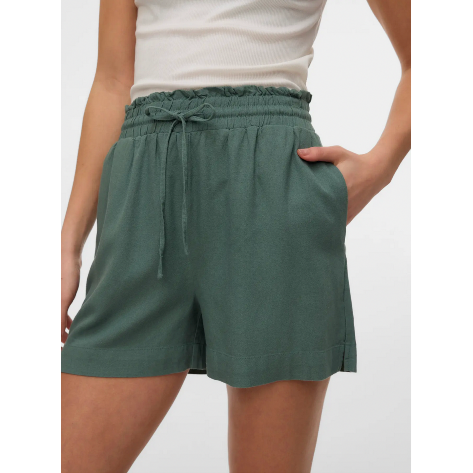Vero Moda Isla Drawstring Shorts  - Laurel