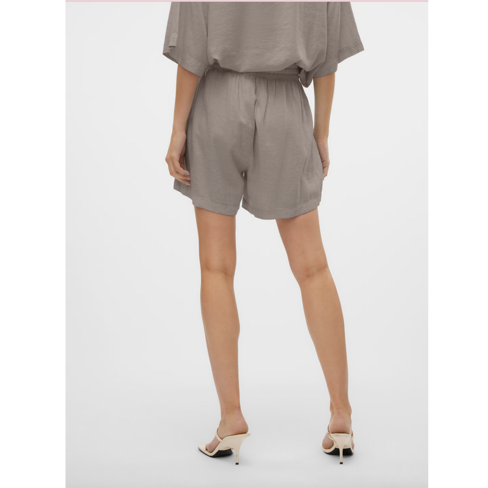 Vero Moda Cali Linen Shorts - Moon Rock