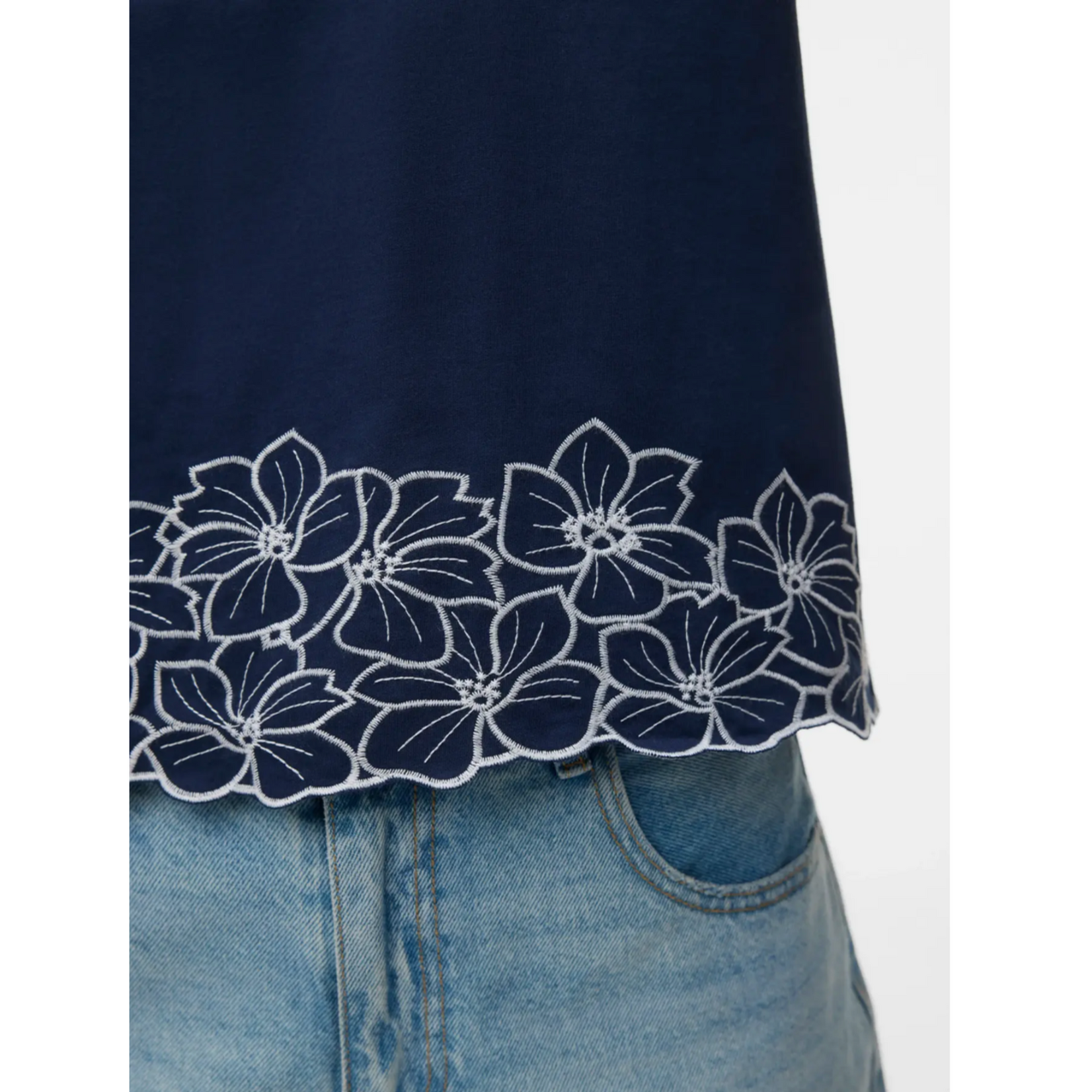 Vero Moda Nyla Floral Emroidered Top