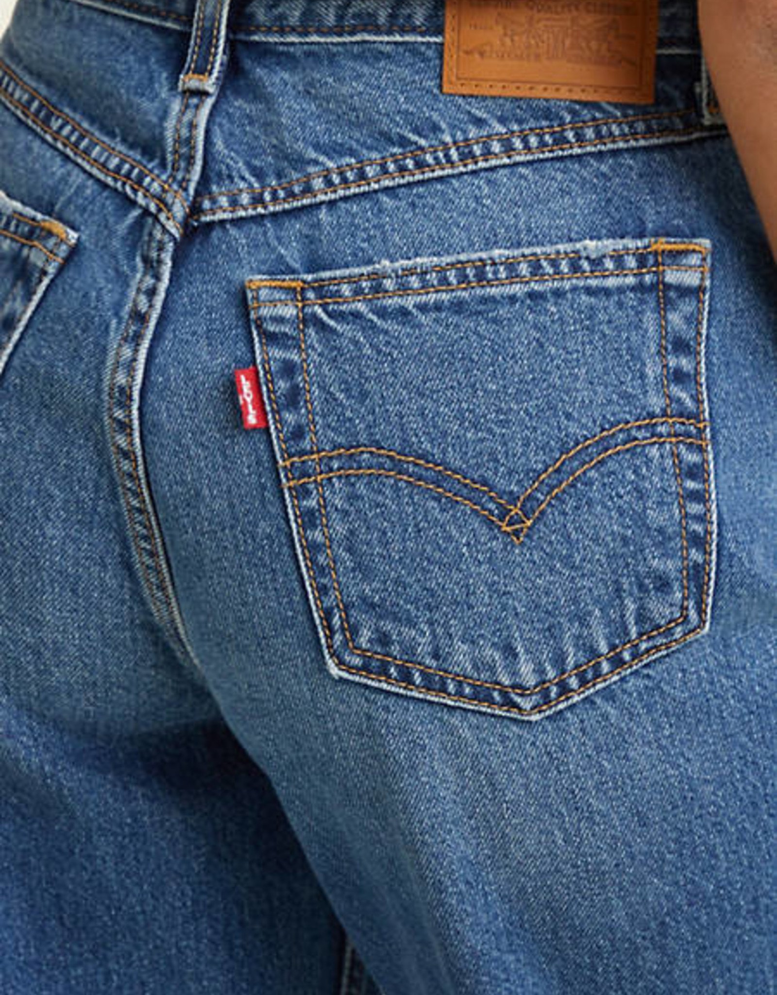 Levi's 80's Mom Jean