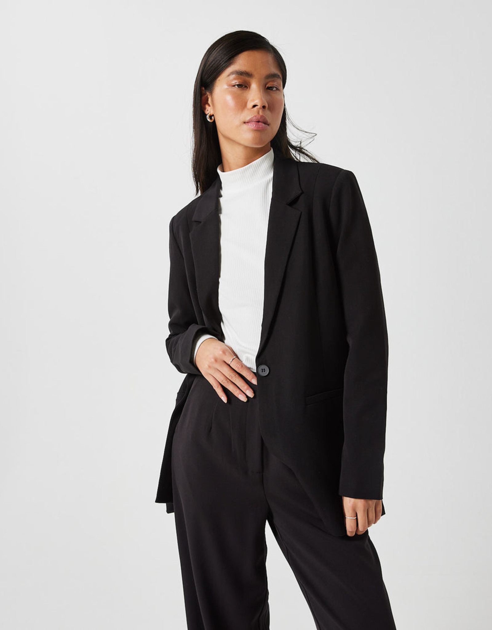 Minimum Clothing Tara Blazer