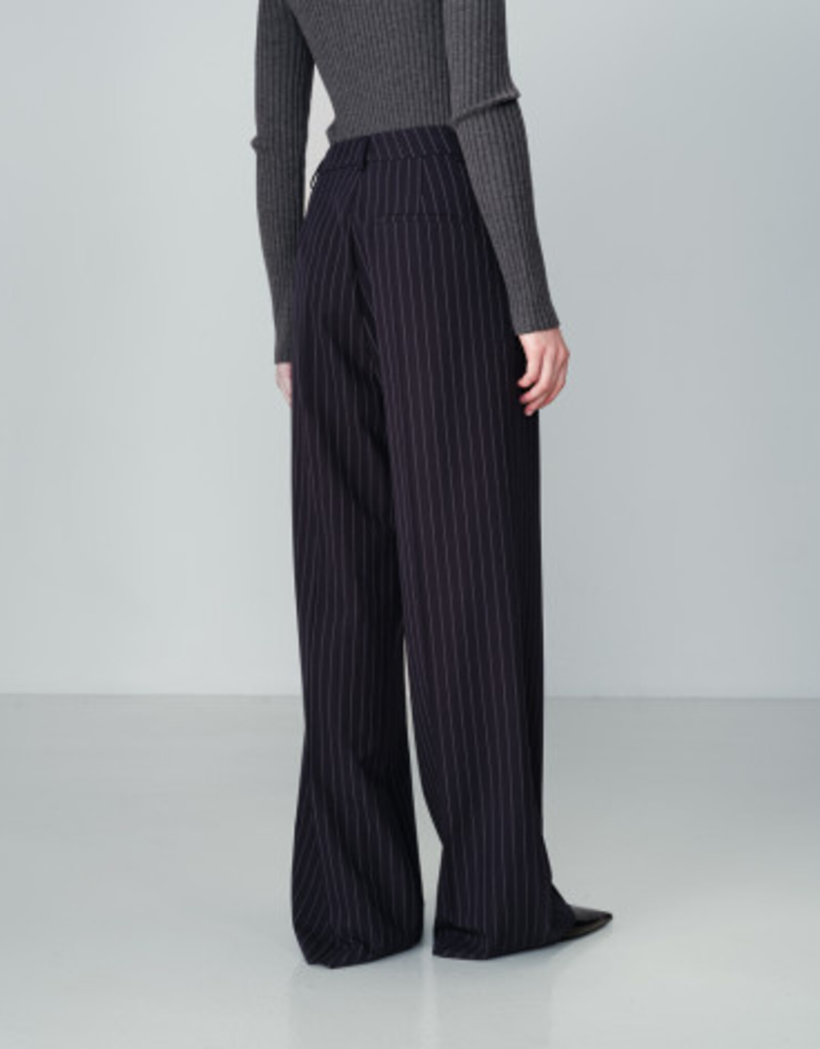 Neve Pant