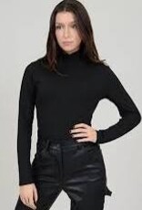 RD Style Sarah T-Neck