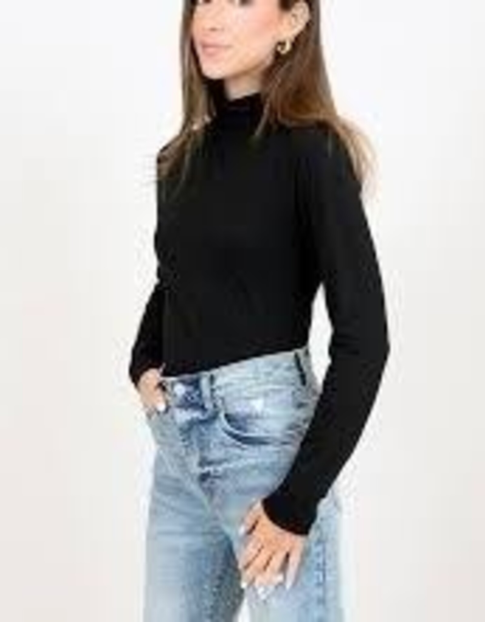 RD Style Sarah T-Neck