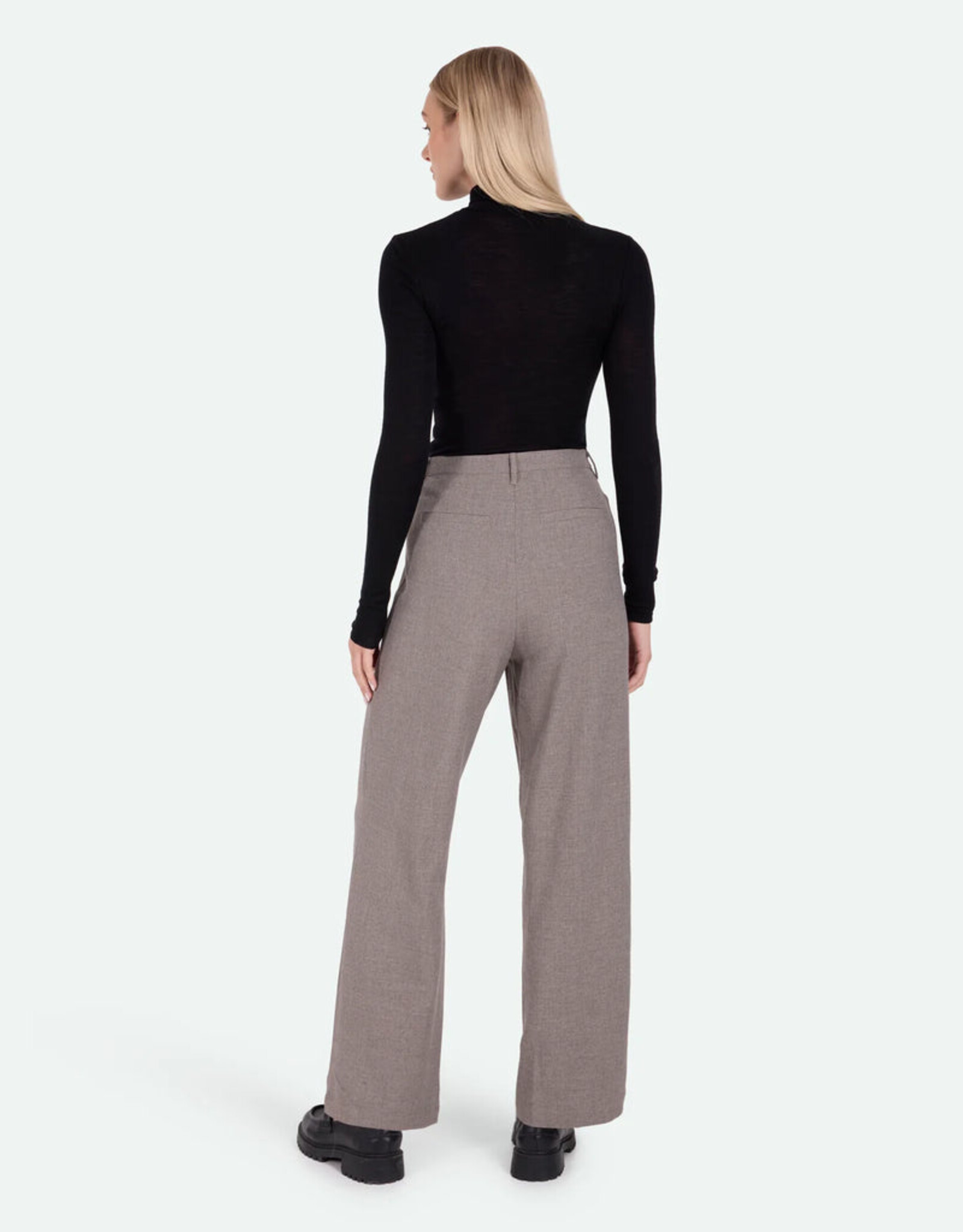 Minimum Clothing Leona Pant