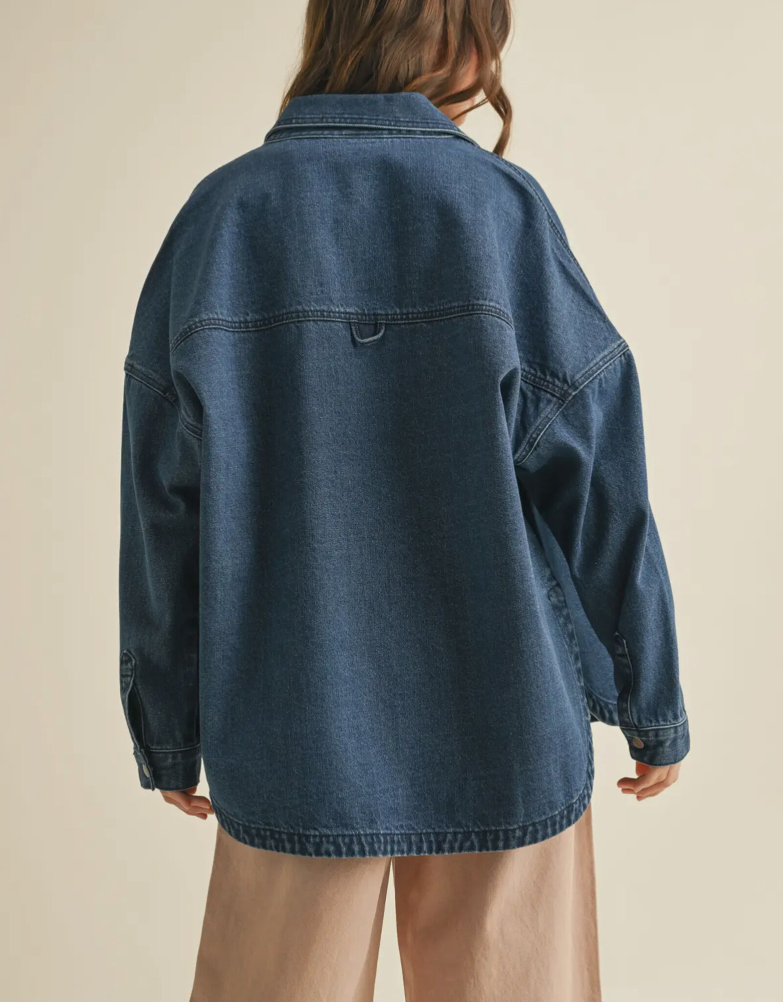 Miou Muse Maggie Shacket