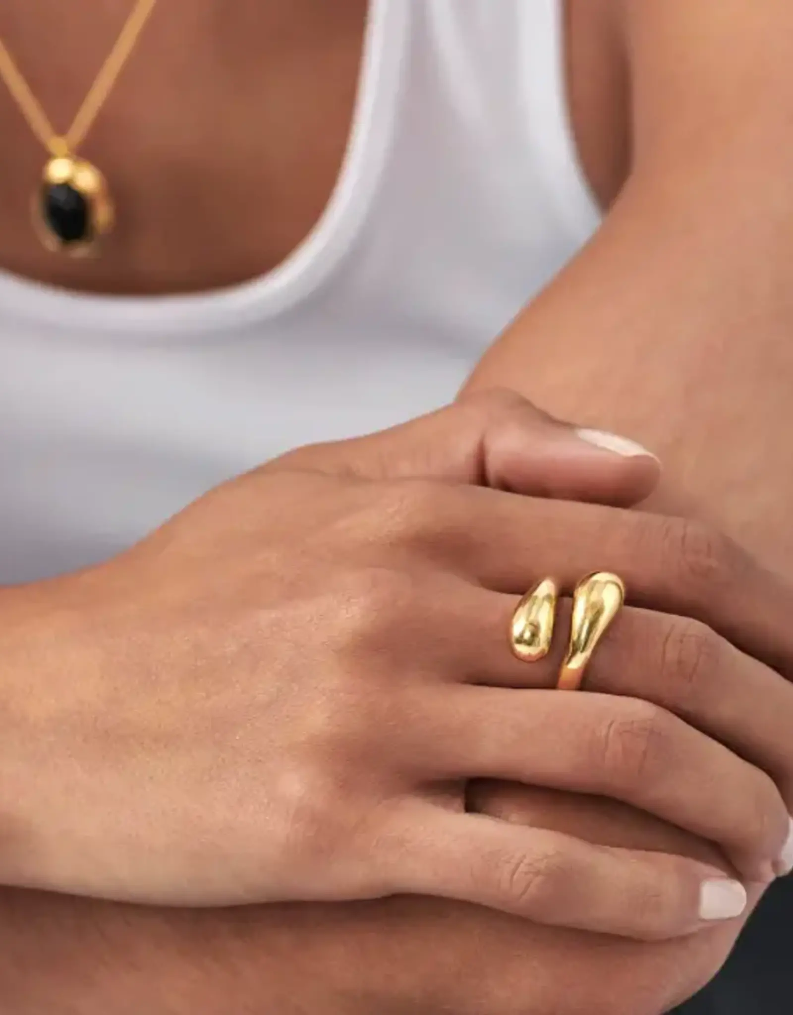 Hoop La Modern Crossover Ring