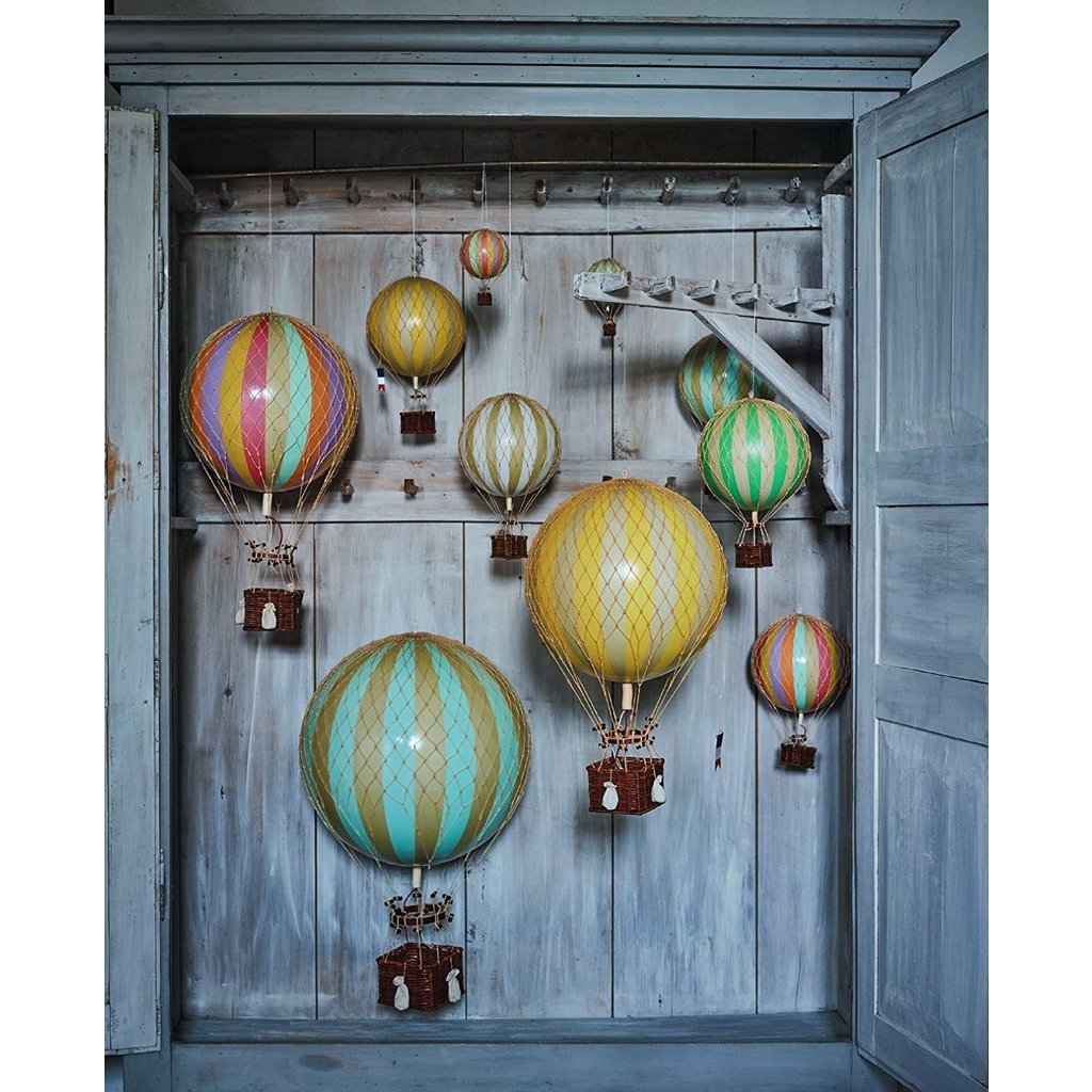 Travels Light Balloon-Yellow