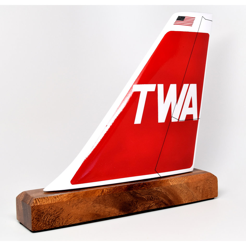 WHAGTAIL- TWA Box Logo Tail