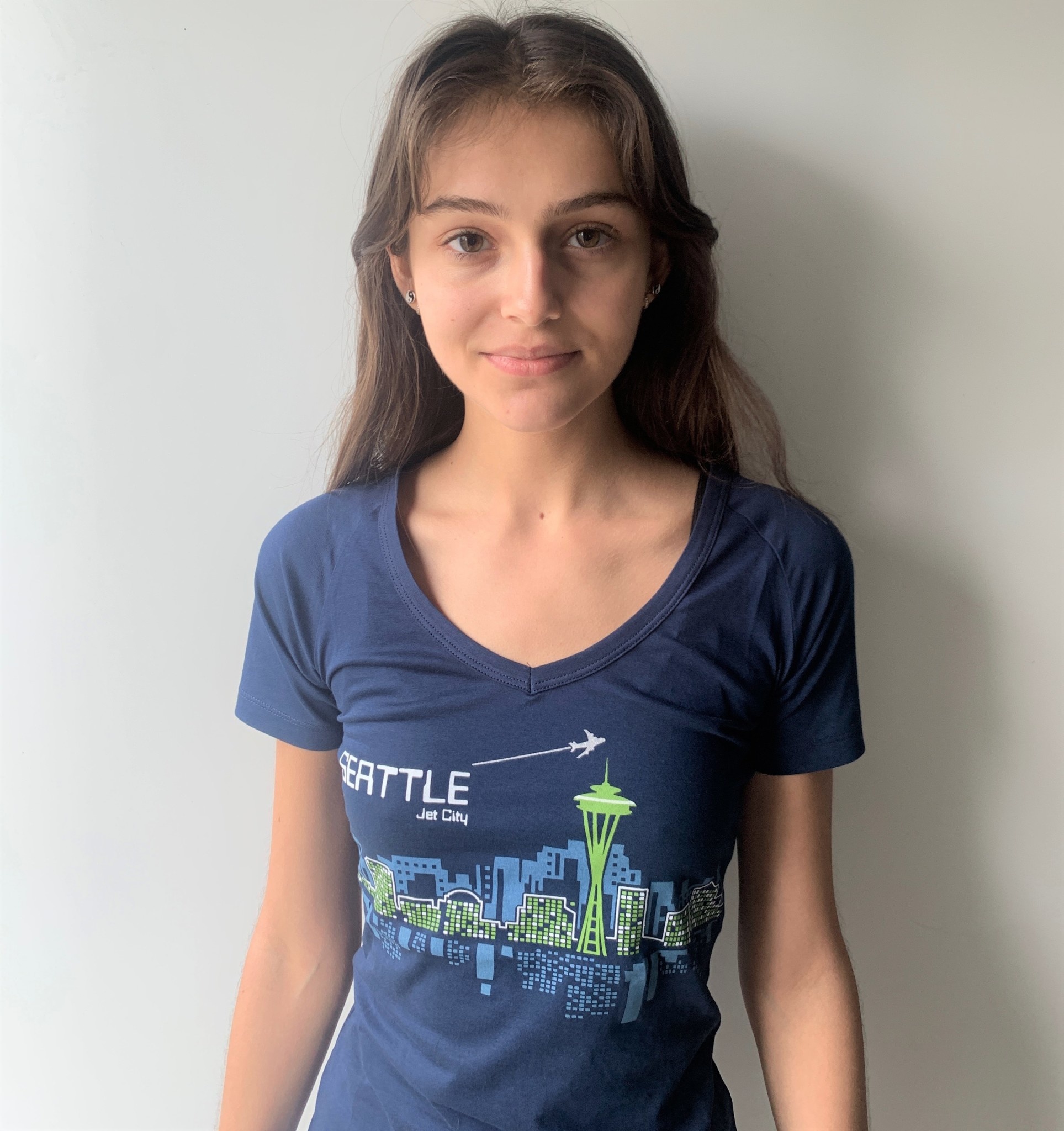 https://cdn.shoplightspeed.com/shops/635203/files/20558653/seattle-jet-city-womens-t-shirt.jpg