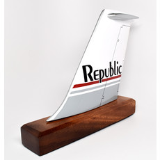 Republic Logo Tail