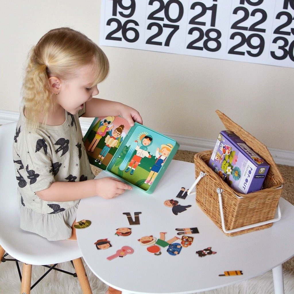 Little Travelers On-the-Go Magnetic Play set