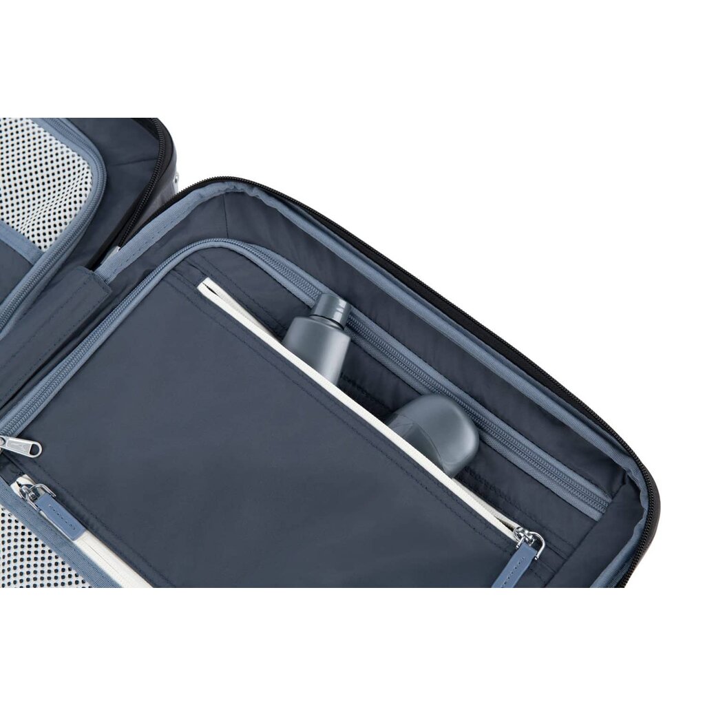 WH1TP- Luggage: Carry-On Expandable Spinner Shadow Black