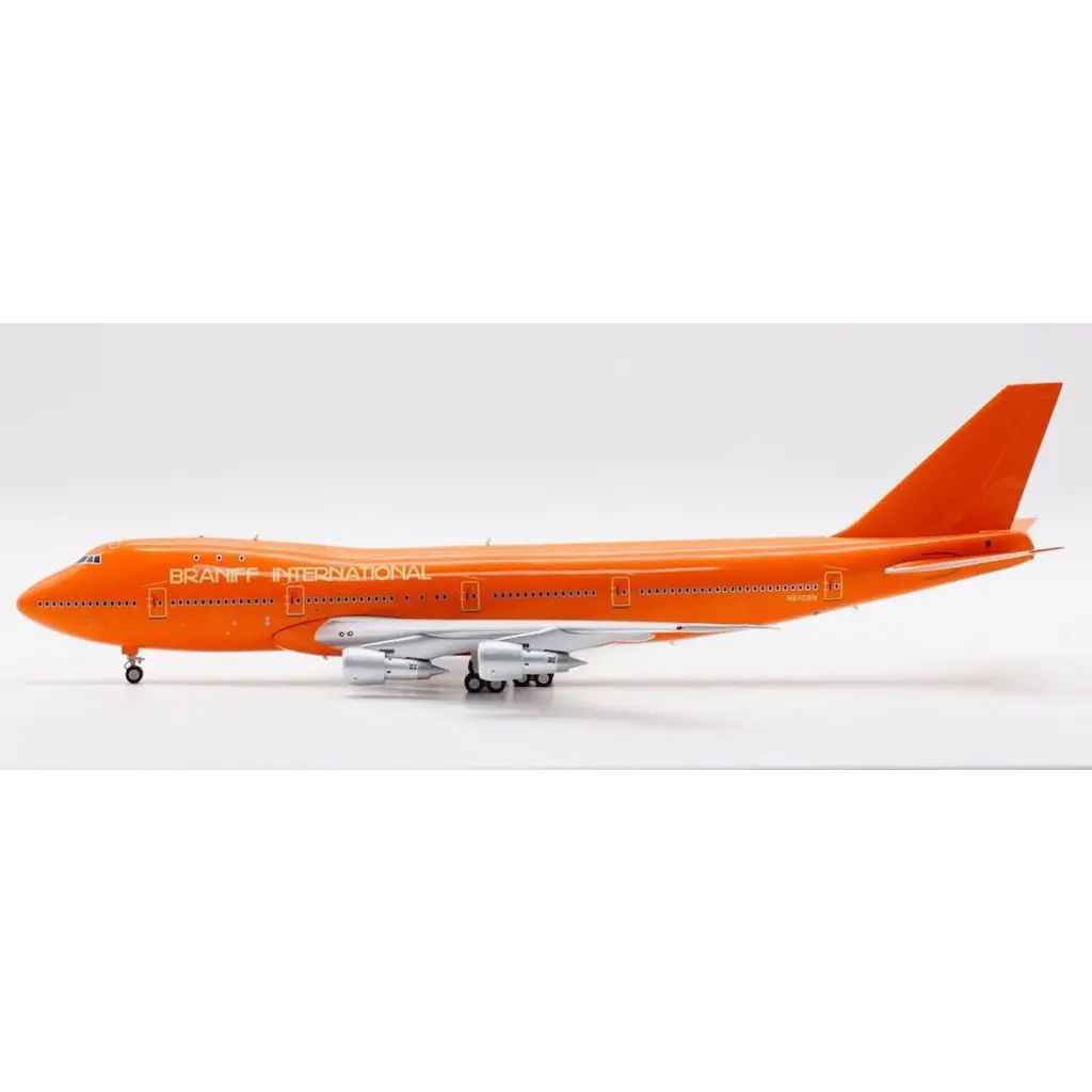 1MTS Braniff International Boeing 747-130