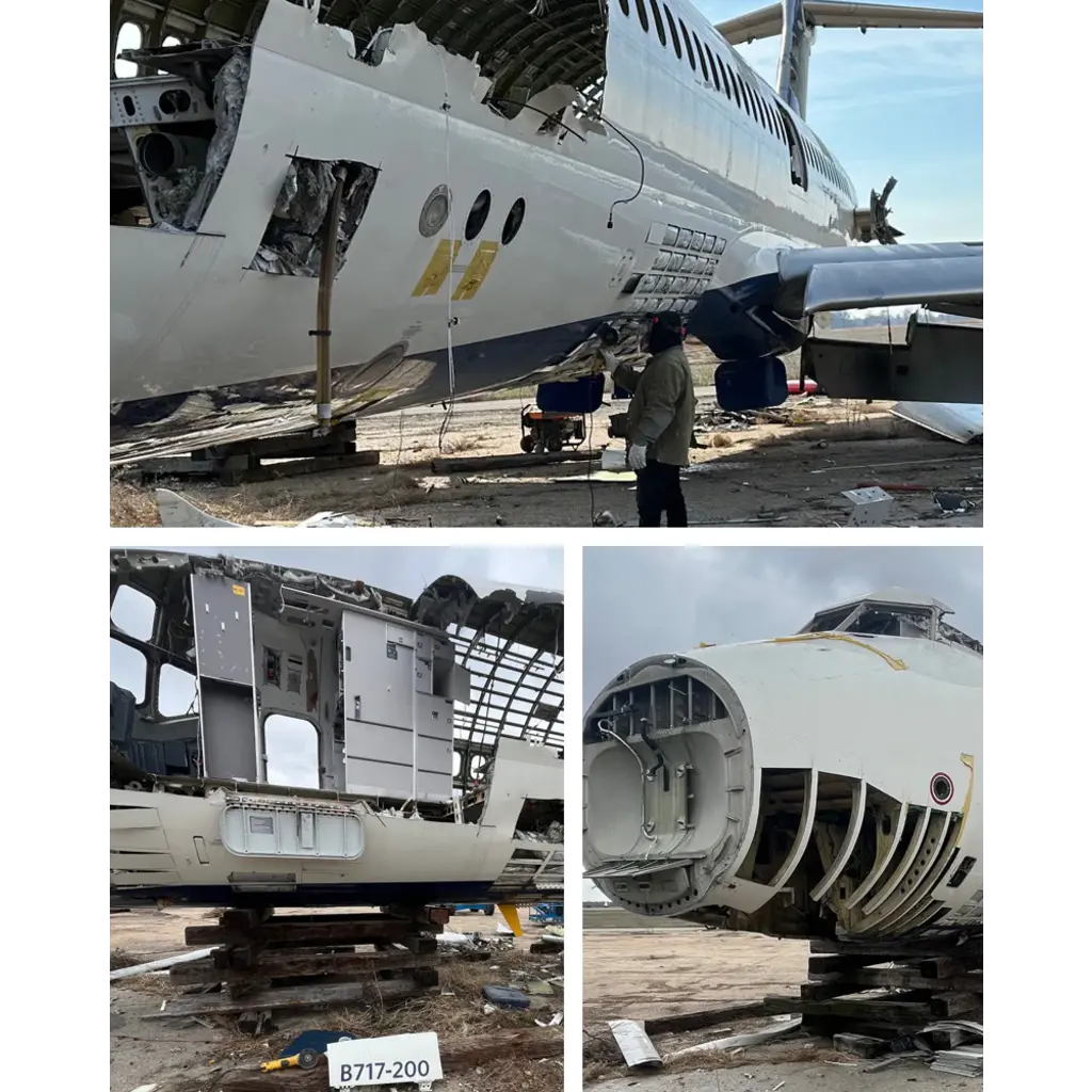 Plane Tag Delta Boeing 717-23S -White