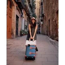 The Navigator Medium Tote in Stone