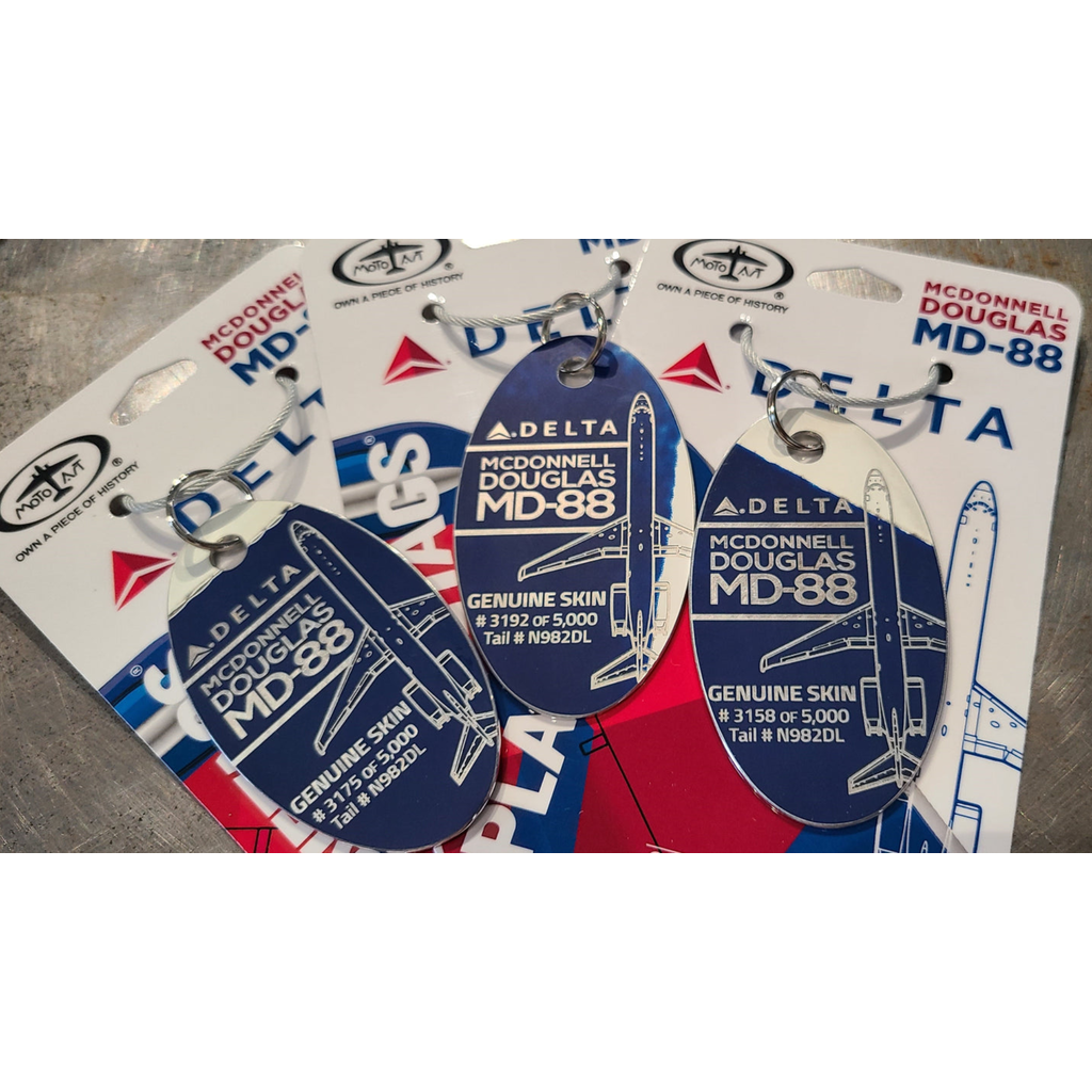 Plane Tag Delta MD-88