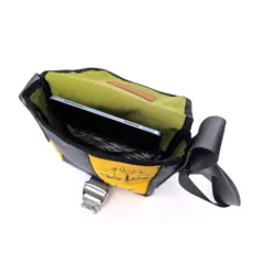 WHMACL- Life Jacket Mini Messenger recyld