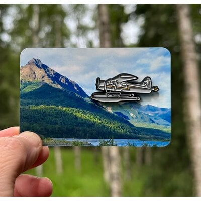 WH1CD- De Havilland Beaver Enamel Pin