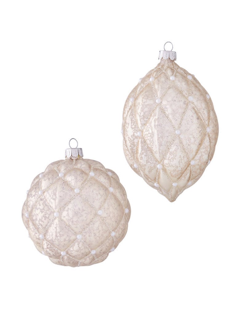 4022837 Quilted Ornament With Pearls