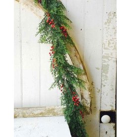 Red Cedar w/Berries Garland 6’ XP78136
