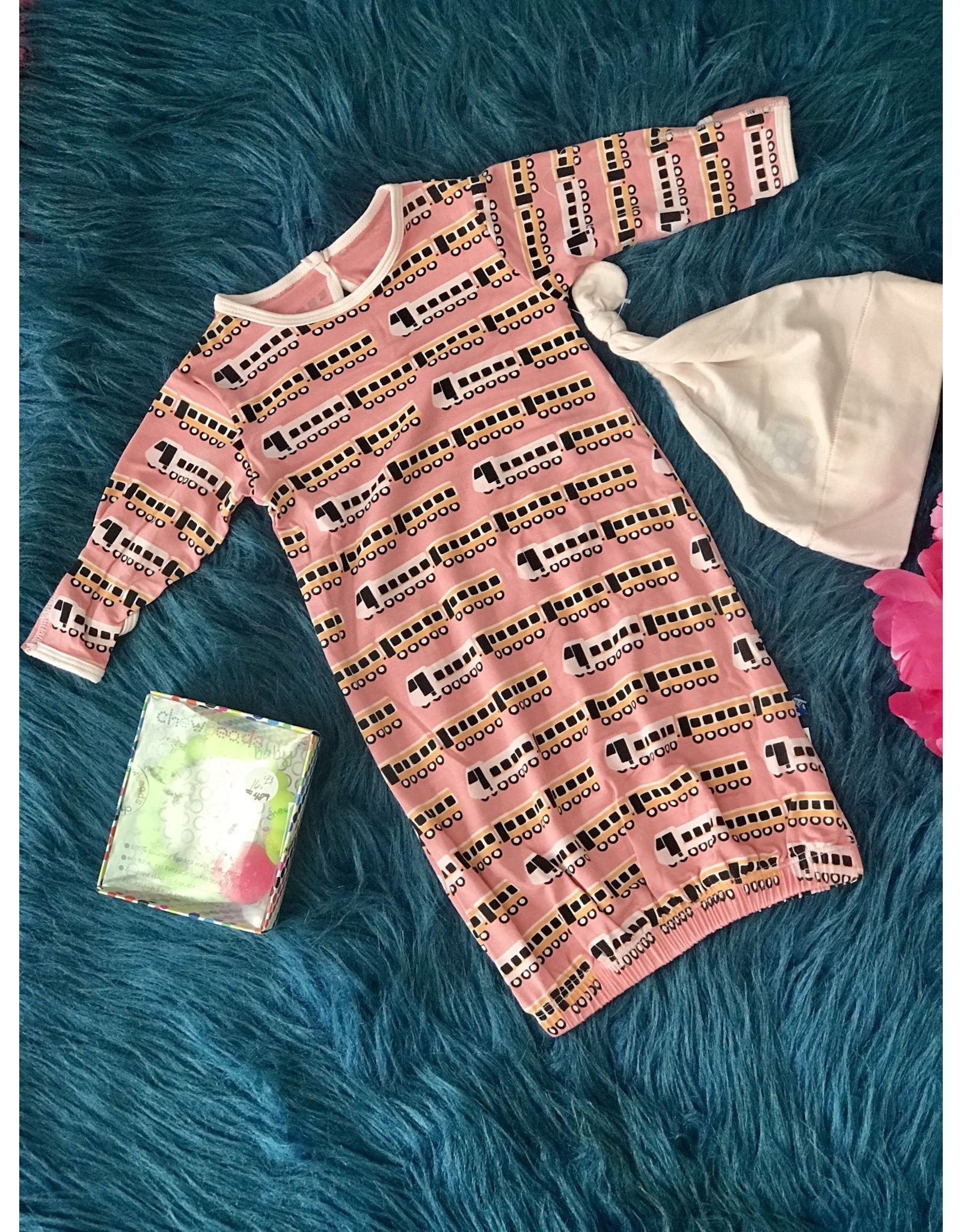 boutiques that sell kickee pants