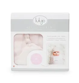 Lulujo Baby Lulujo Hello World Blanket & Knotted Hat Pink