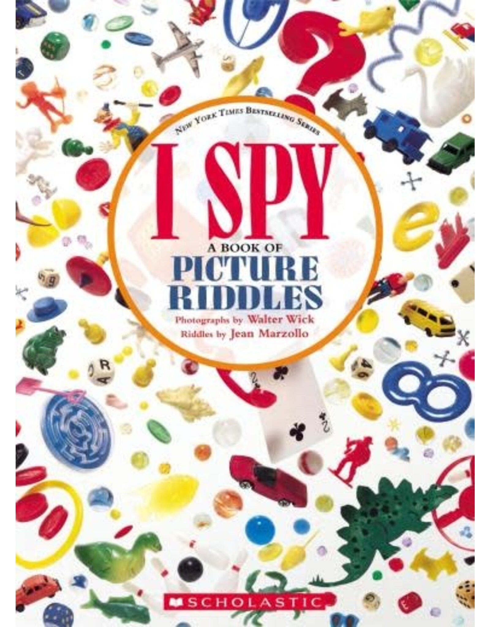 Scholastic I Spy: A Book of Picture Riddles
